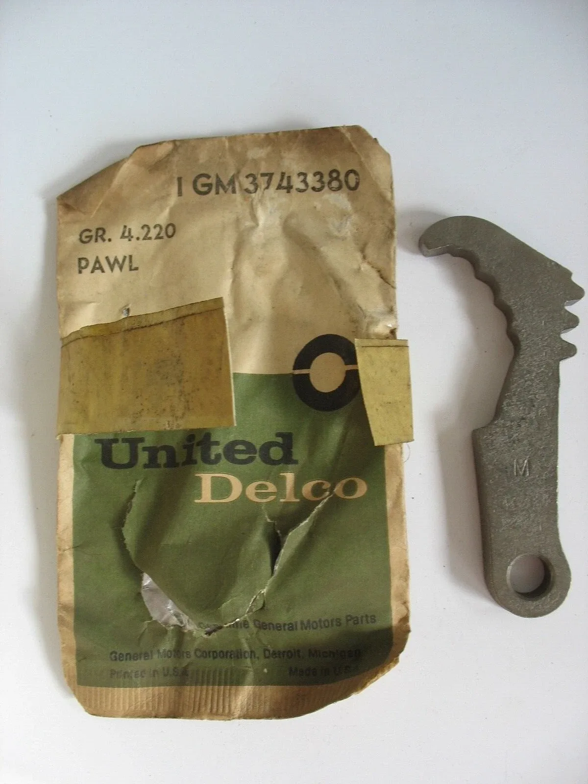 New NOS GM 1950-1962 Chevrolet Corvette Transmission Parking Lock Pawl 3743380