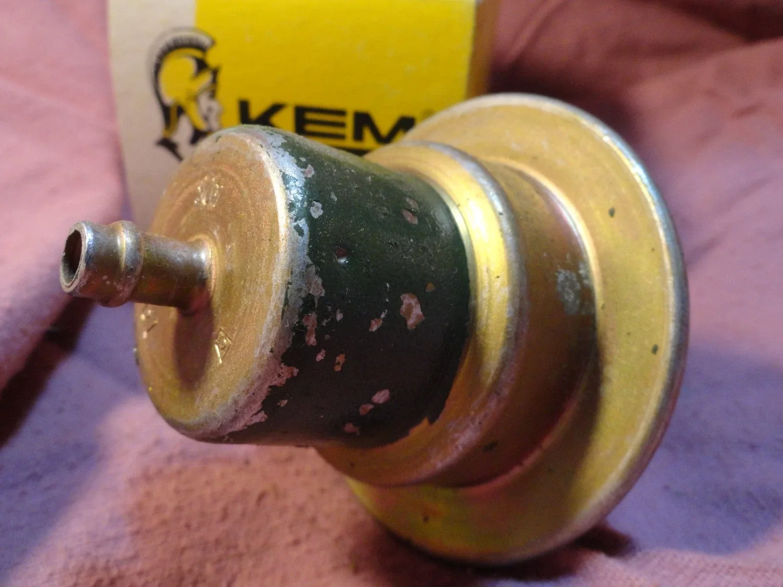 AUTOMATIC TRANSMISSION VACUUM MODULATOR KEM #VM637 FITS SOME MID 1970s FORDS image 4