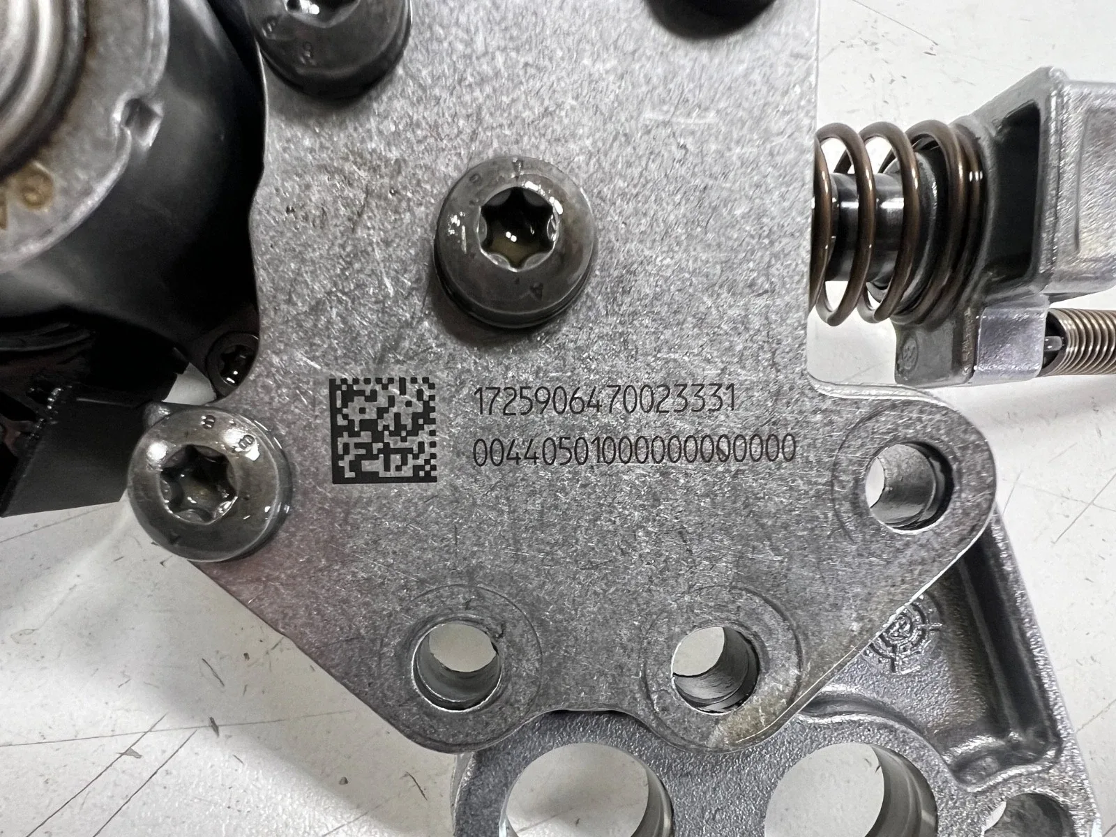 2023-2026 MERCEDES BENZ GLC AWD Transmission Shift Selector /Park Lock Actuator image 3