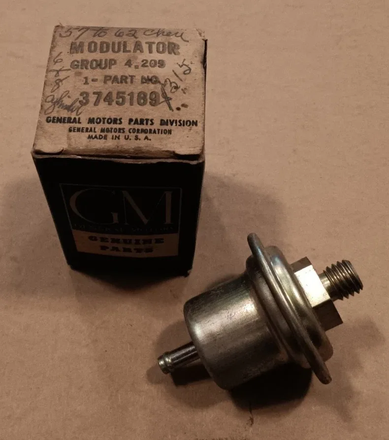 NOS GM cast iron Powerglide vacuum modulator 58 59 60 61 62 Chevy transmission