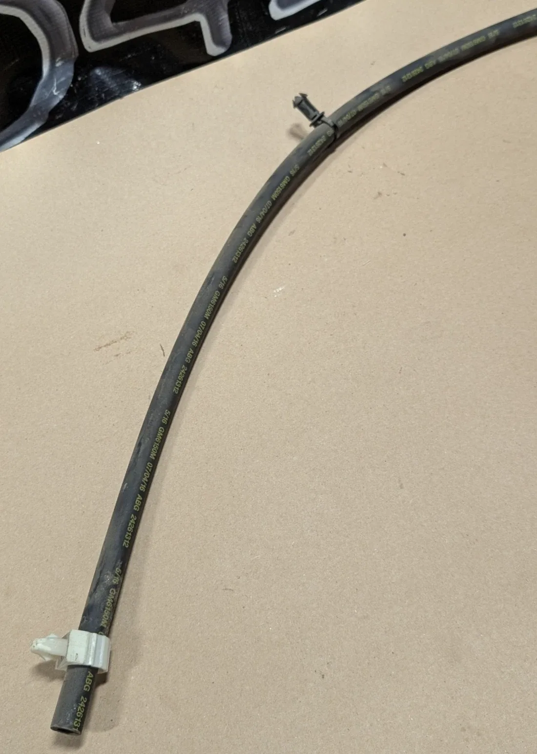 2014-2018 Transmission Vent Hose Chevy Silverado GMC Sierra 1500 24261312 New GM image 3