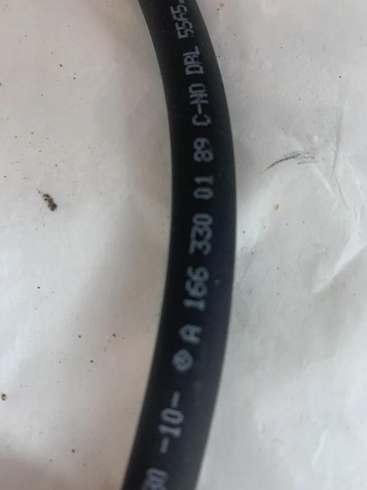 MERCEDES ML350 W166 TRANSMISSION BREATHER VENT HOSE OEM A1663300189 image 3