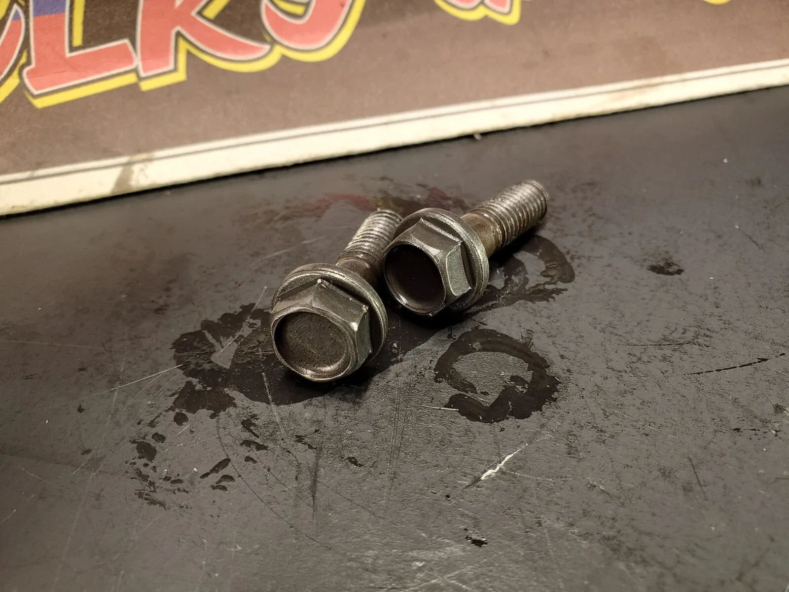 S13 S14 RE4R01A Parking Pawl Gear Lock Lever Arm Support Bolts 31377-41X00