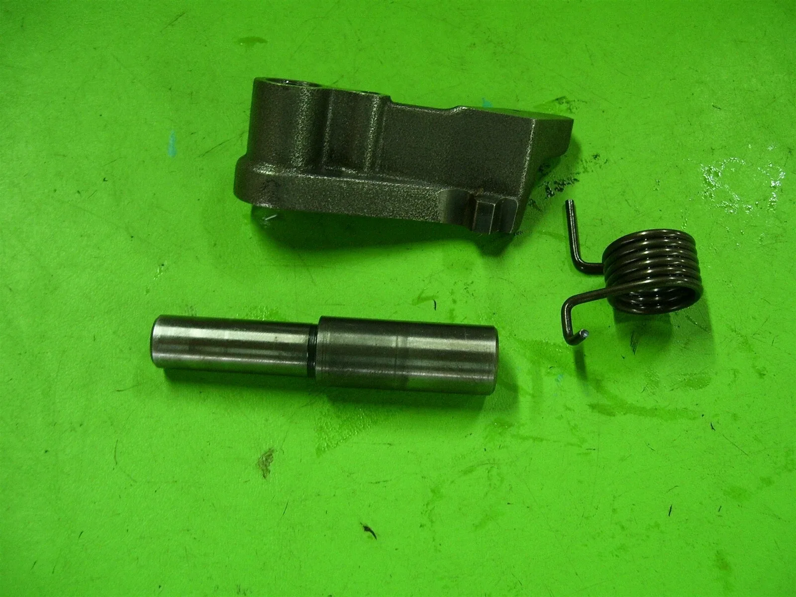 92 Honda Prelude Si AUTOMATIC TRANSMISSION Parking Pawl 24561P0X000 Hardware image 2