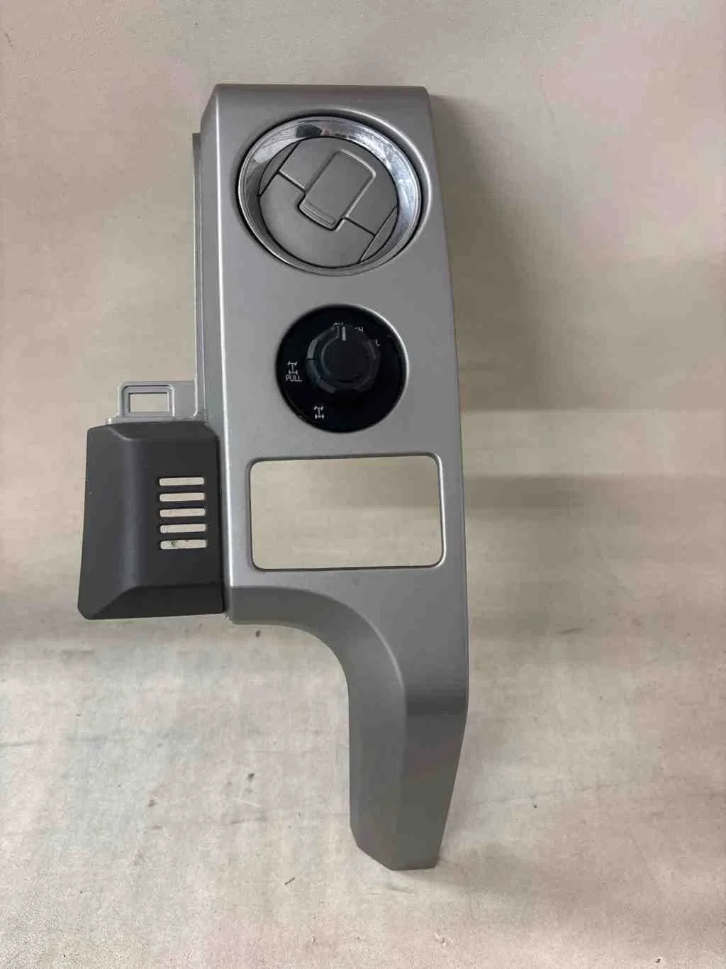 2014 Ford F150 Dash AC Vent Trim Bezel Silver Drivers Side OEM BL3415045J79CB