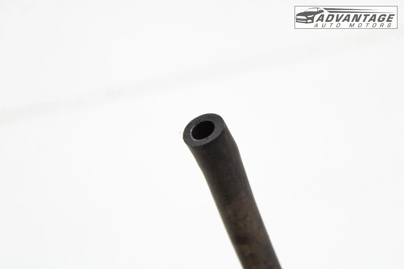 2015-20 GMC YUKON TRANSMISSION TRANSFER CASE VENT HOSE TUBE PIPE W/ BRACKET OEM image 3