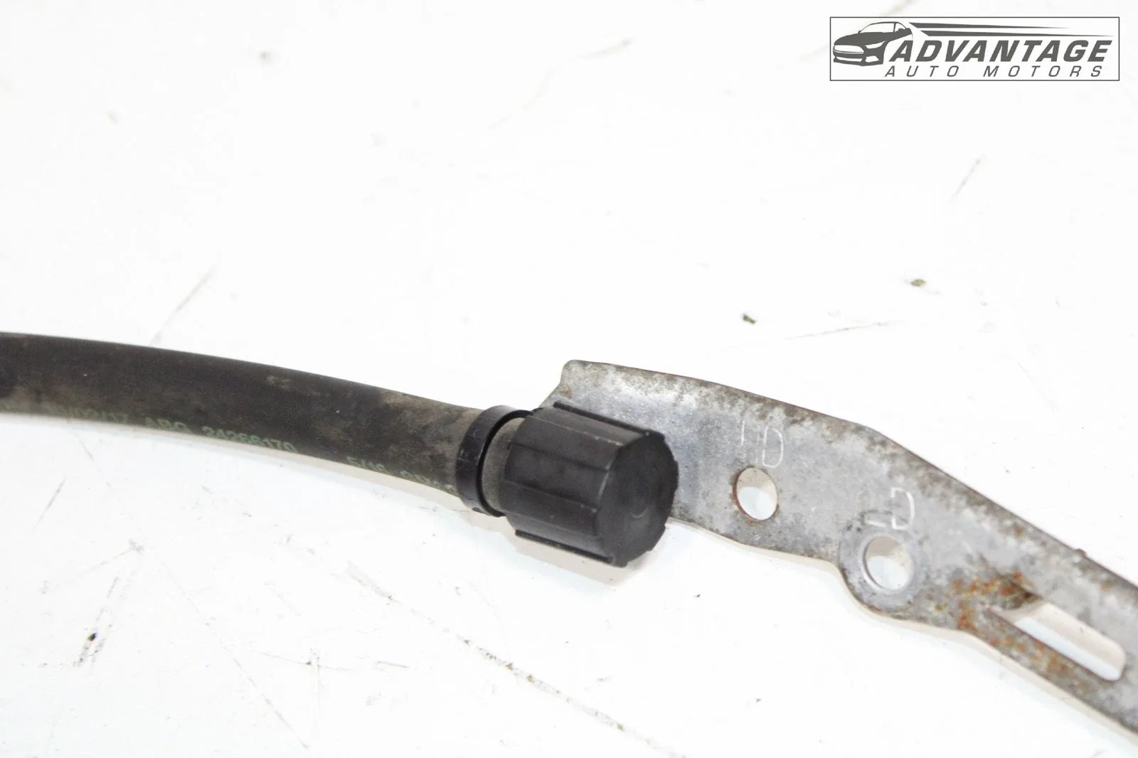 2015-20 GMC YUKON TRANSMISSION TRANSFER CASE VENT HOSE TUBE PIPE W/ BRACKET OEM image 4