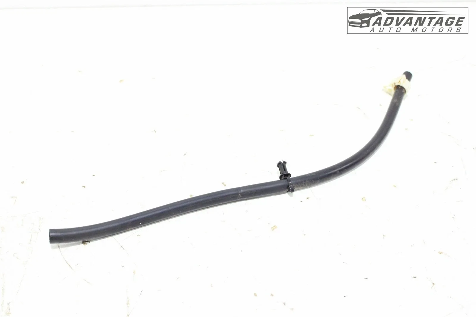 2014-2018 CHEVY SILVERADO 1500 AUTOMATIC TRANSMISSION VENT HOSE PIPE TUBE OEM image 2