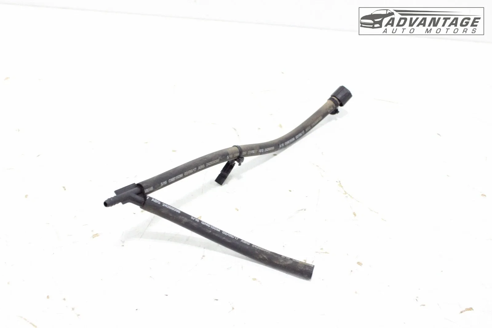 14-18 CHEVROLET SILVERADO 1500 AUTOMATIC TRANSMISSION VENT HOSE TUBE PIPE OEM image 2