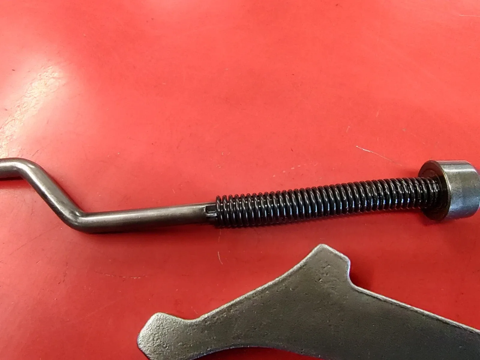 Used 07 Volvo S40 2.4i L5 Aisin 55-51SN transmission park parking pawl shift rod image 3