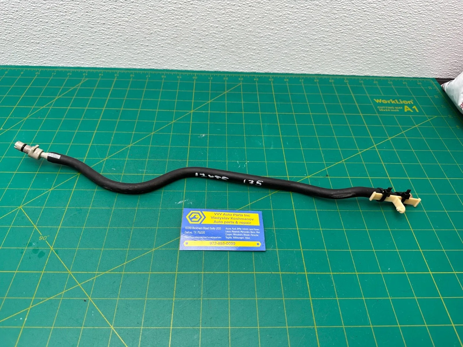 17-19 Cadillac XT5 AUTOMATIC TRANSMISSION VENT HOSE OEM