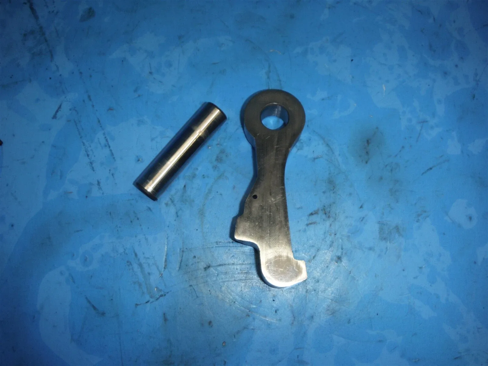 1000 / 2000 Allison Chevrolet / GMC transmission parking pawl & pin
