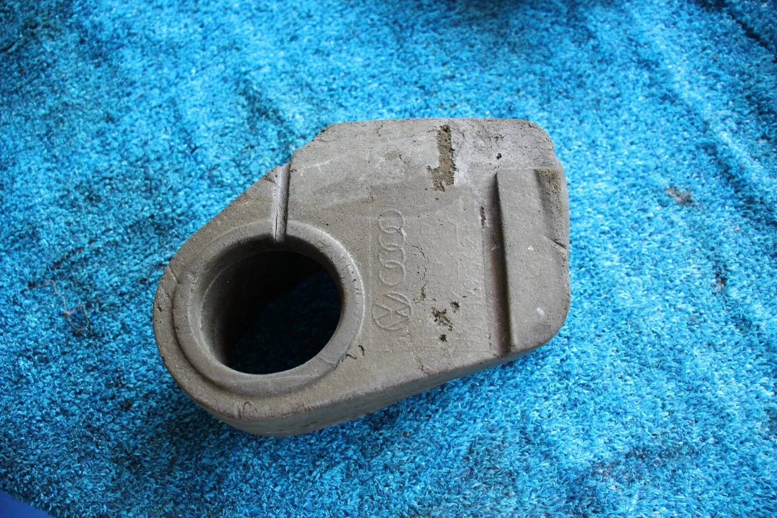 VW RIALTA EUROVAN VISTA FENDER VENT FOAM 97 99 01 02 03