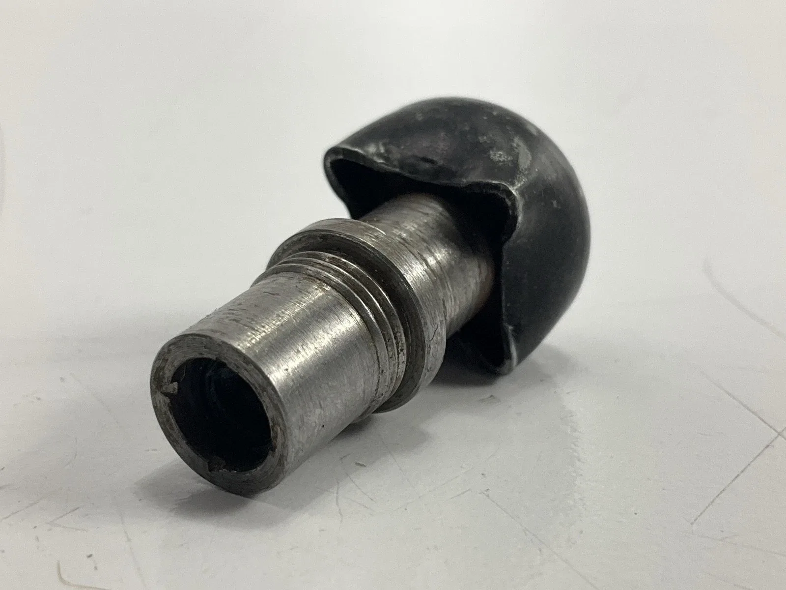 NOS OEM Ford F2VY-7034-A Auto Trans Case Vent Valve - Ford 4R70W / E4OD image 3