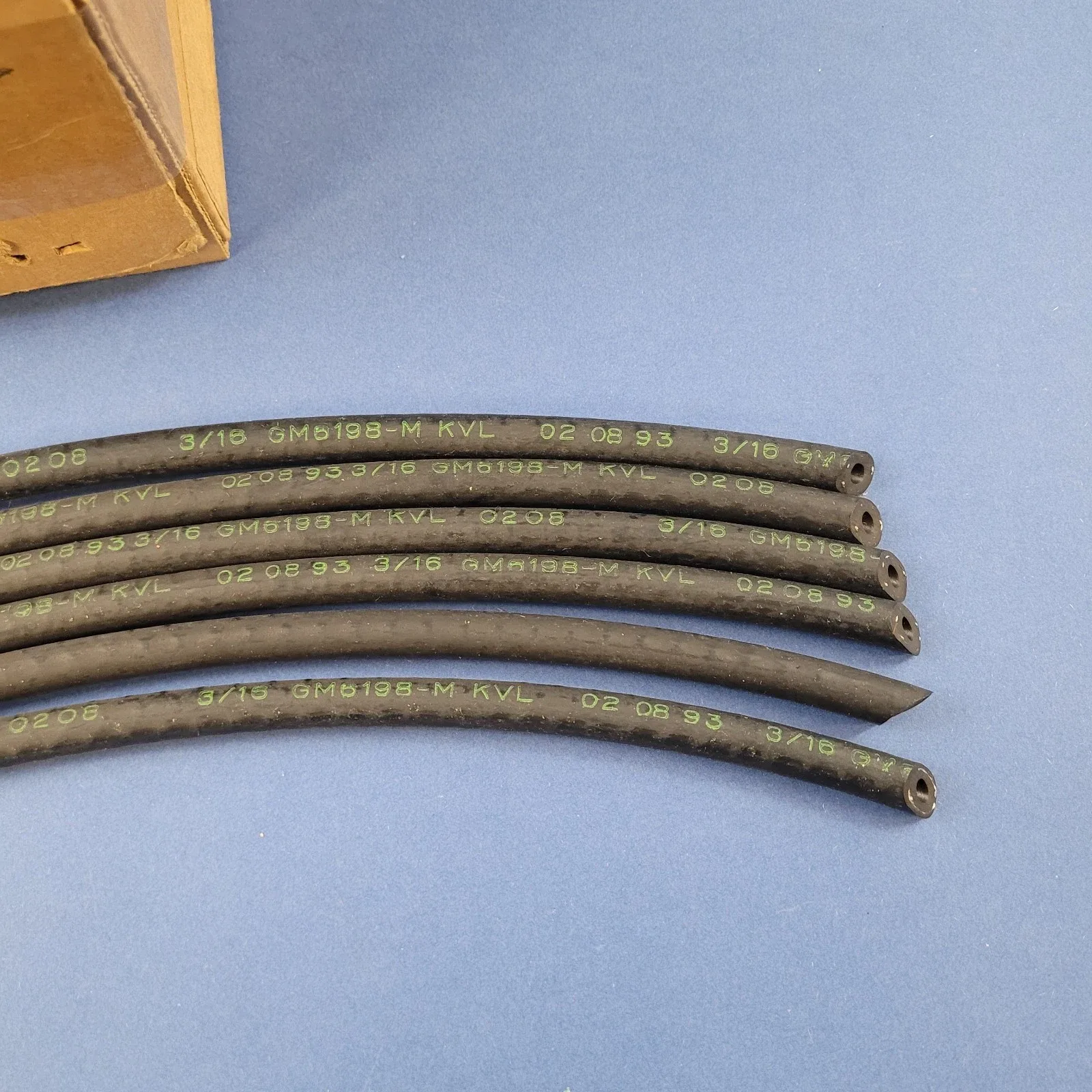 6 NOS GM 15960319 1993-02 C/K Series Chevy Truck GM Transmission Vent HOSE 3/16" image 2
