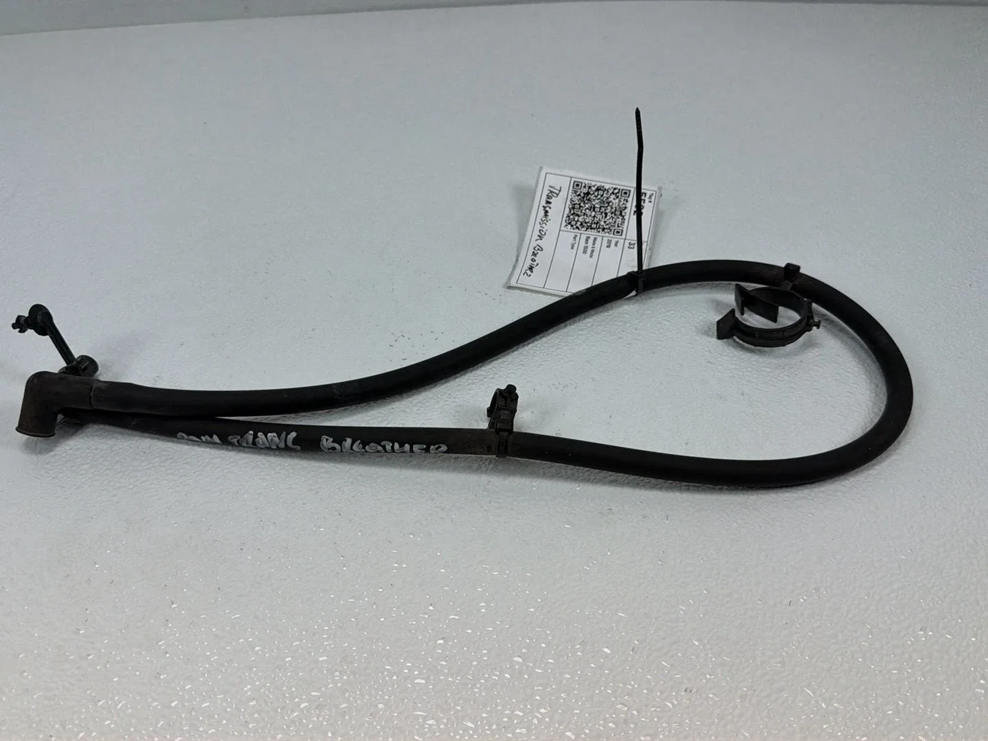 2019-2024 Ram 1500 DS Transmission Vent Breather Hose OEM 05281563AC image 3