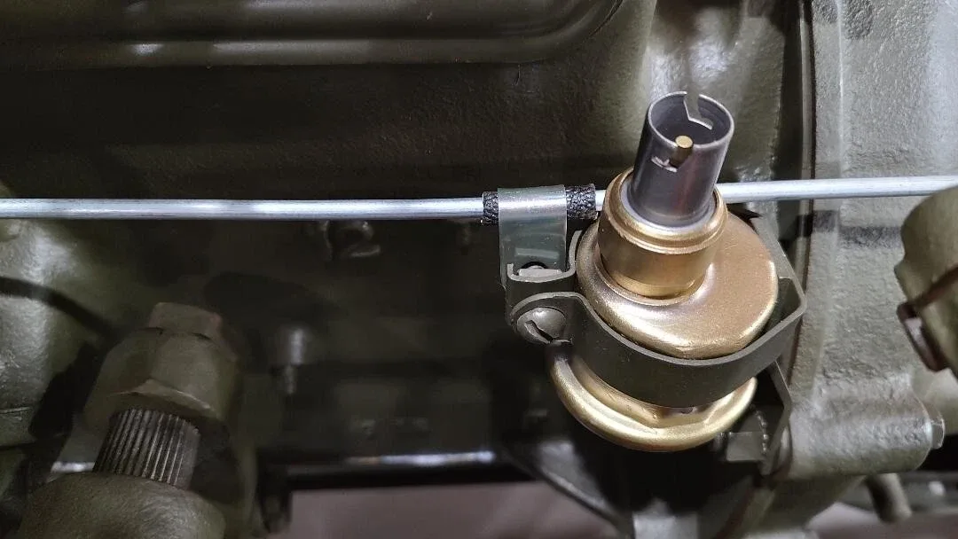 M38 G740 Complete Late Model Fuel Pump to Transfer Case Pressure Line Set. image 3