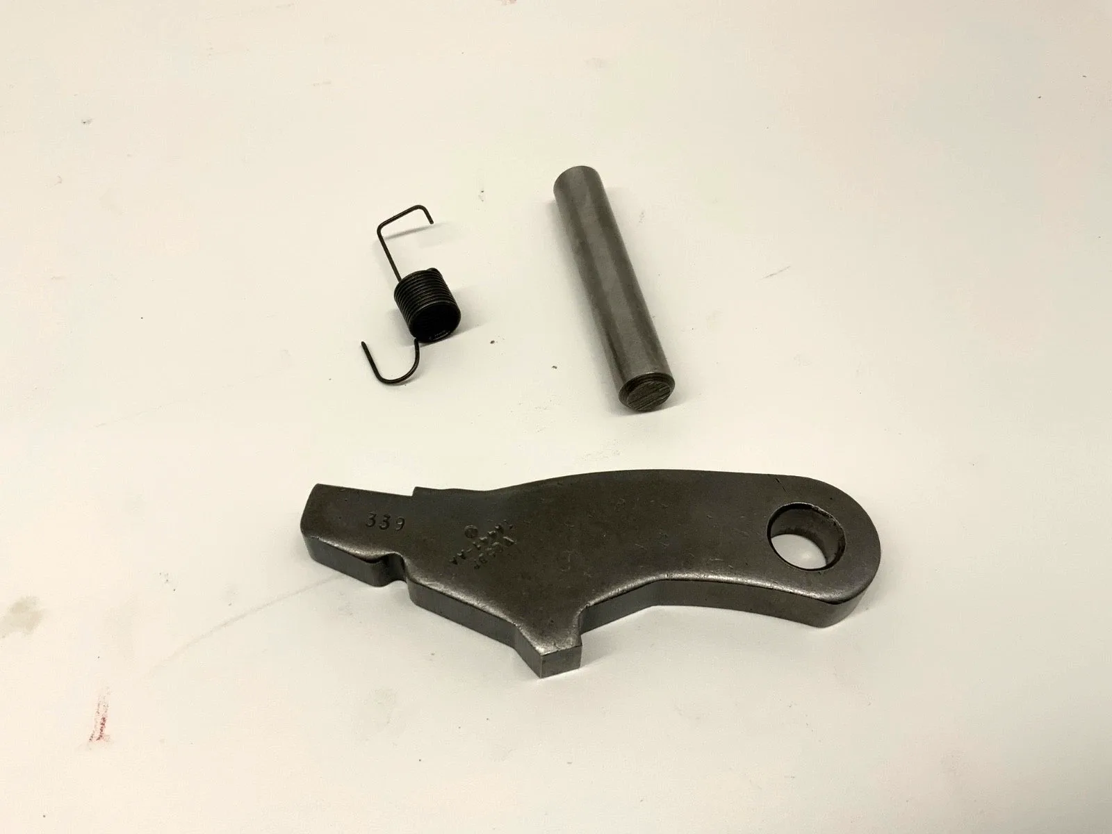 1980 AND UP FORD AOD/AODE TRANS PARTS PARKING PAWL ASSEMBLY E5DP-7A441-AA