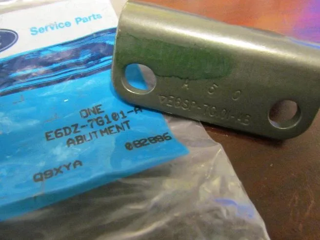 1986-89 NOS Ford Taurus & Mercury Sable AXOD Automatic Parking Pawl Abutment image 3