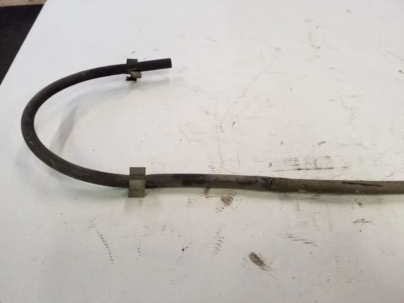 Transfer Case Vent Hose | Fits 11 12 Ford F250 F350 image 2