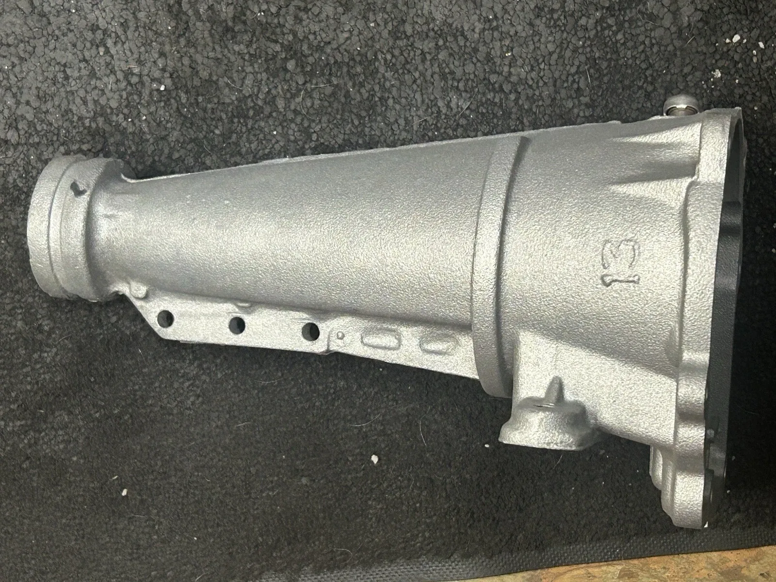 C-4 EXTENSION HOUSING WITH VENT 1970 up mustang falcon c4 ford automatic image 4