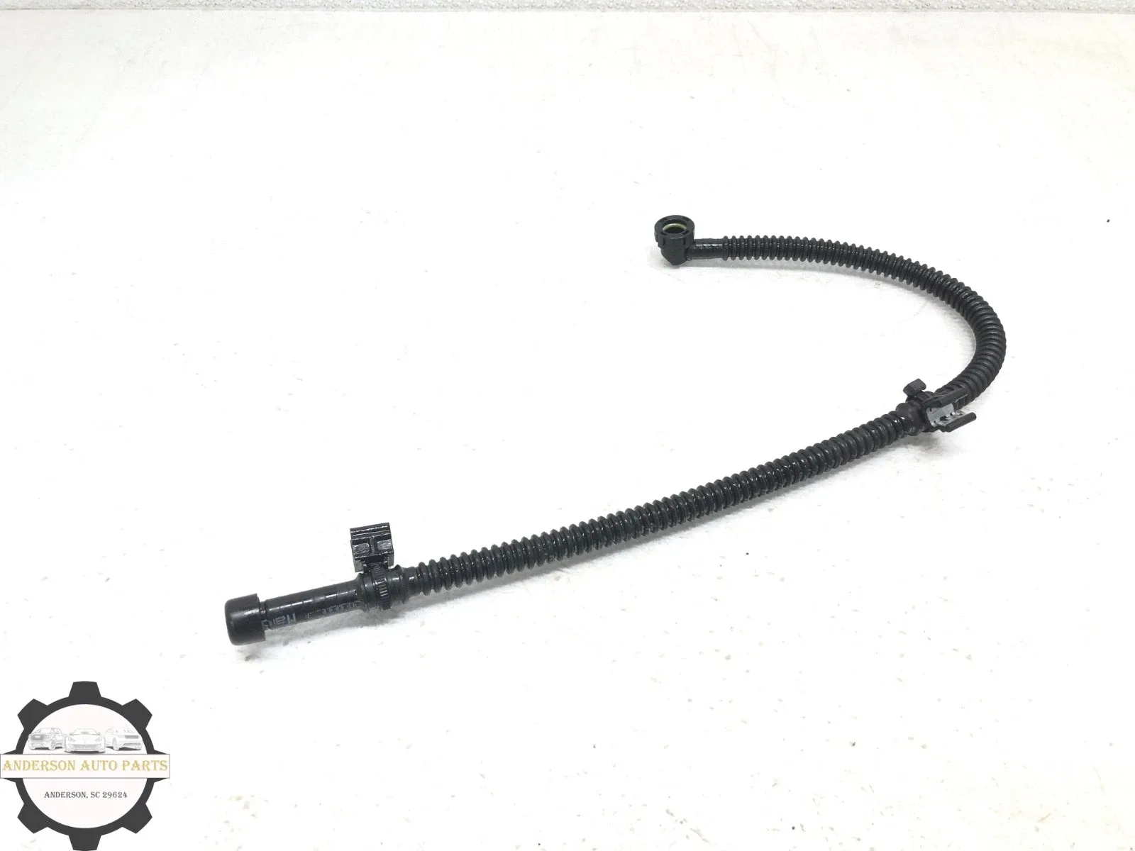 2015-2018 PORSCHE MACAN AUTOMATIC TRANSMISSION BREATHER VENT HOSE OEM image 3