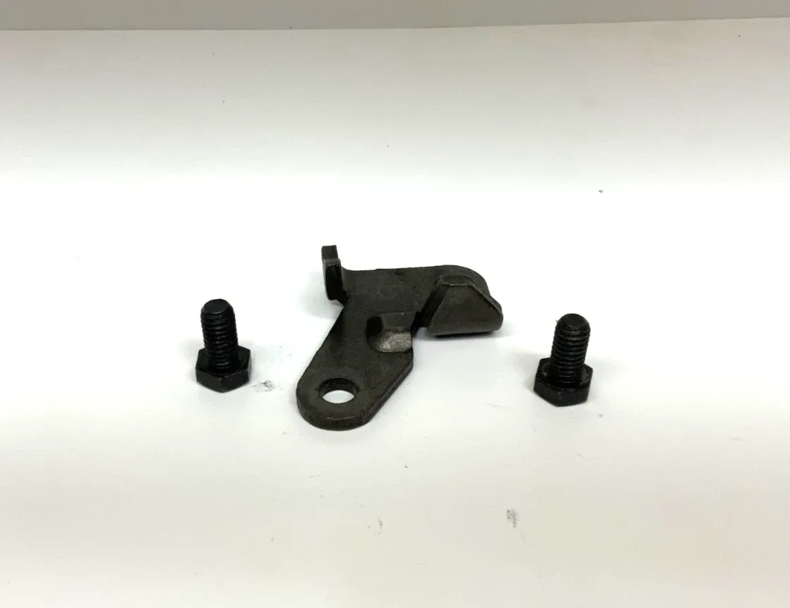 TH400 TURBO AUTOMATIC TRANSMISSION PARKING PAWL BRACKET AND MOUNTING BOLTS image 3
