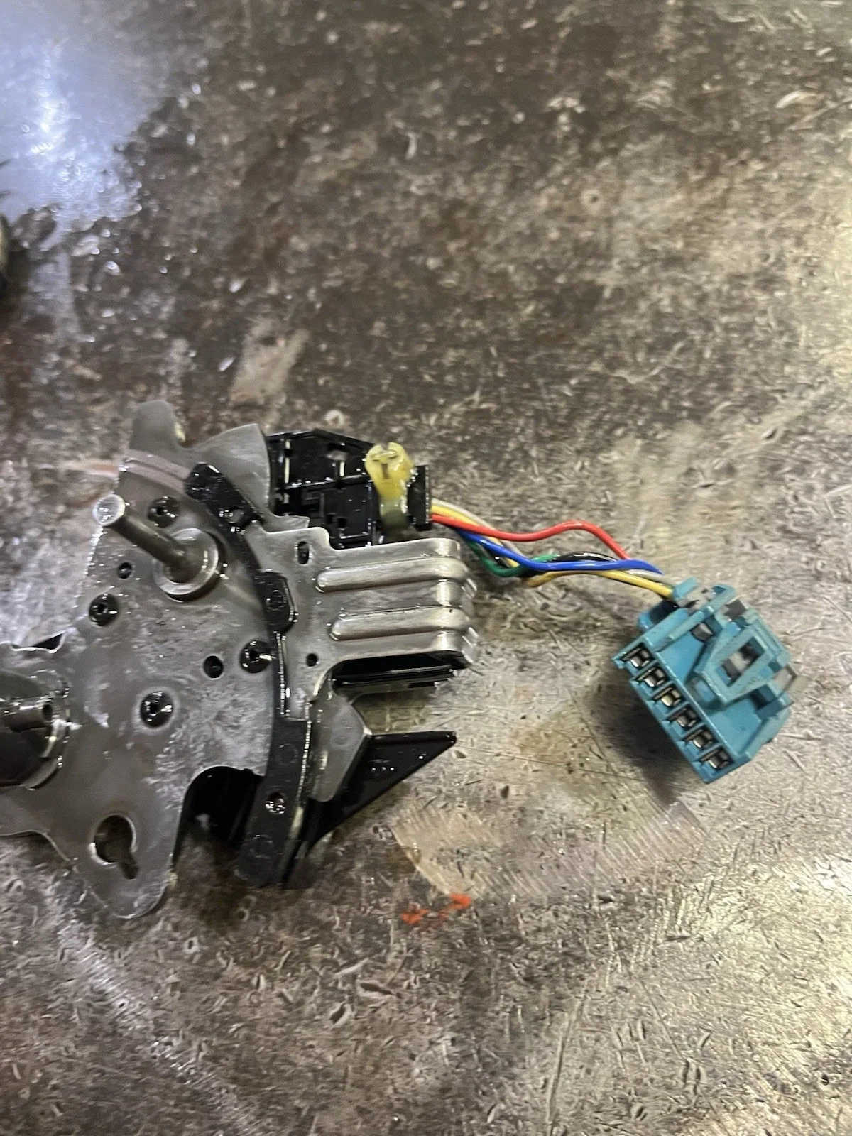 Chevy Malibu 2.5 L 2013 6T40 Trans 2JJW Parking Pawl Neutral Safety Switch Range image 3