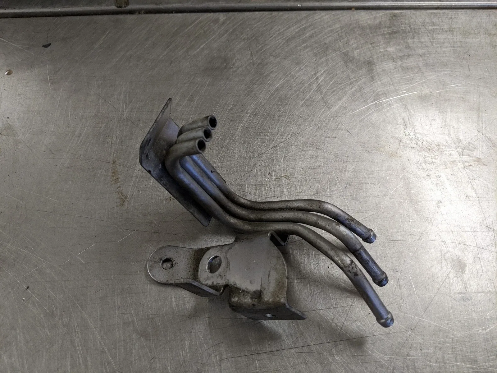 Transmission Vent Line For 05-08 Nissan Pathfinder  4.0 image 3