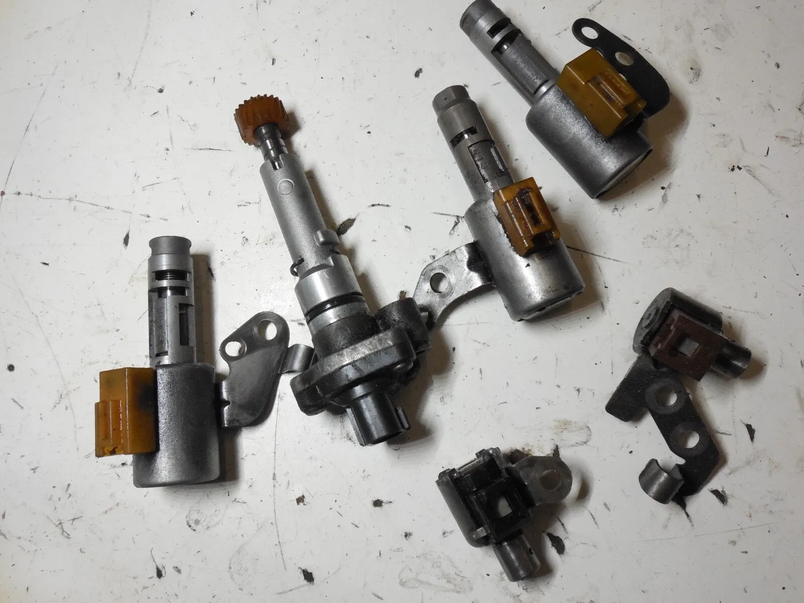 2010-2015 Toyota Prius CVT Valve Solenoids (Used) image 3