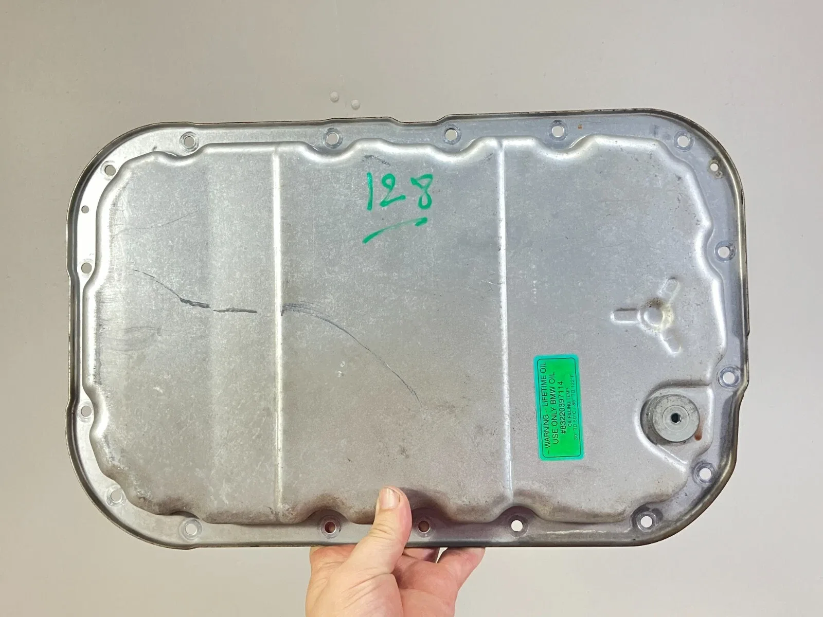 2007-2013 BMW 128I 323I 328I E93 Automatic Transmission Oil Pan 83220397114 image 2