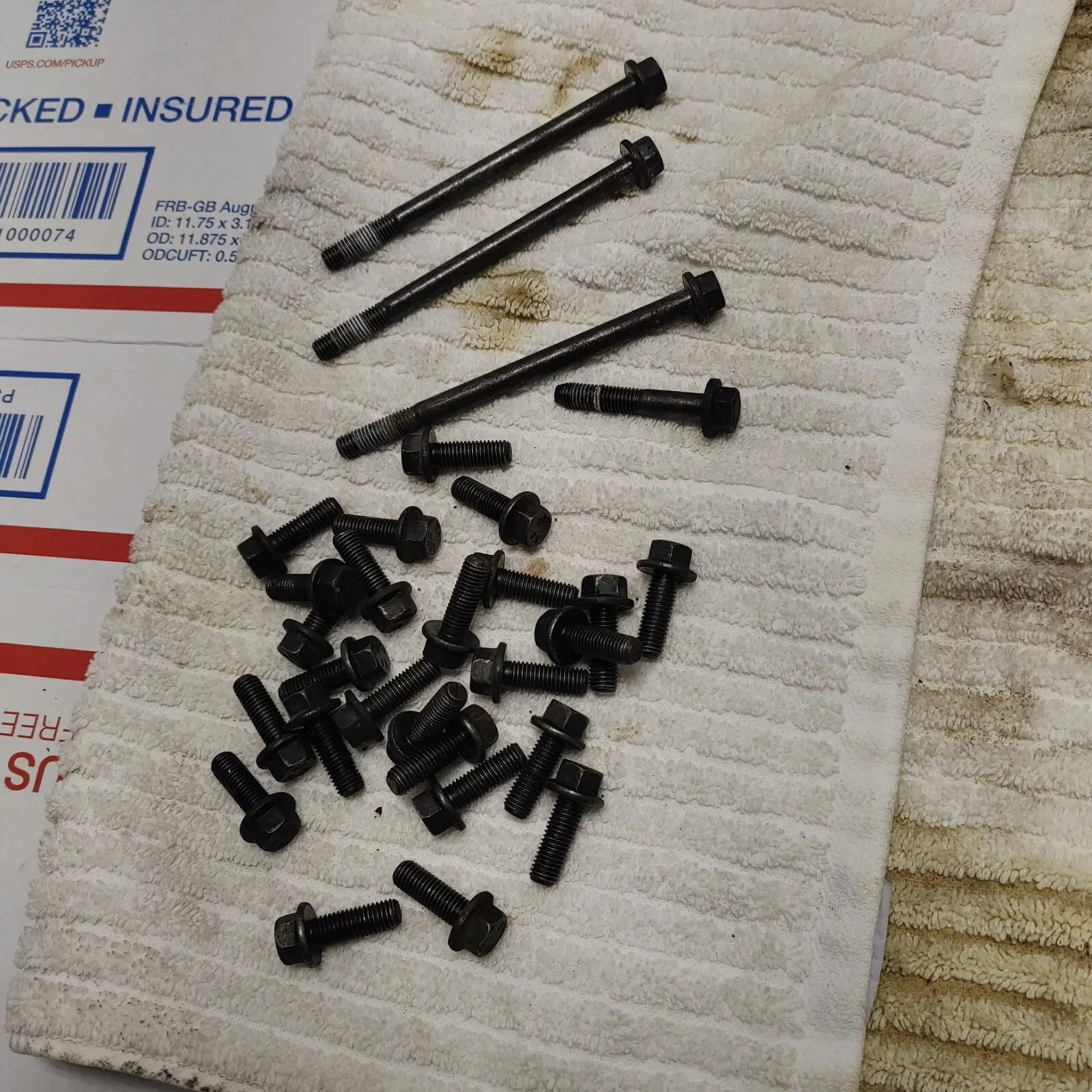 2004 04 Volvo XC90 V6 Twin Turbo Oil Pan Bolt Set Mostly Complete OEM image 2