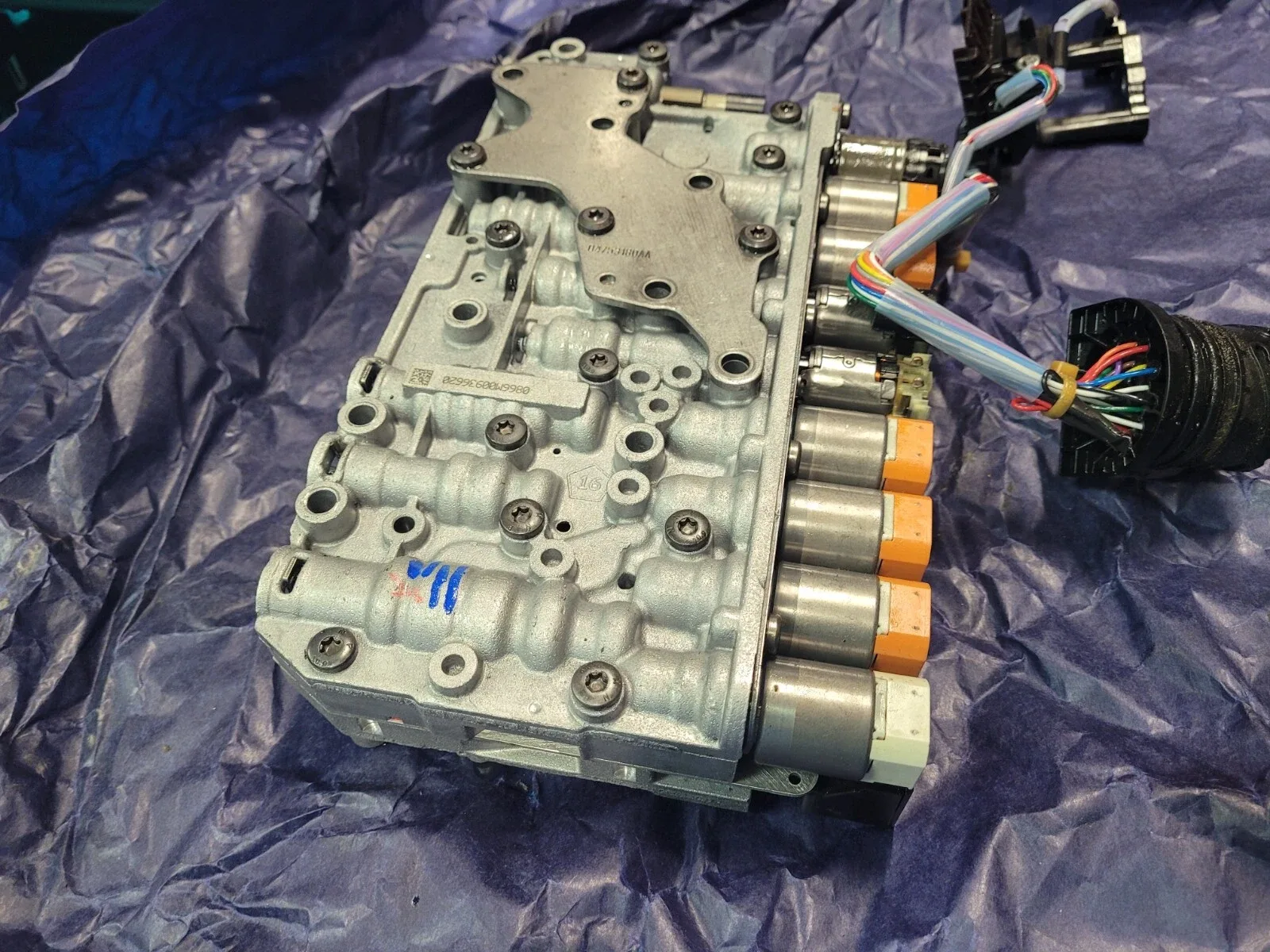 2014-2018 Jeep Cherokee V6 3.2L 4x4 Automatic Transmission Valve Body - OEM 04753180AA image 3