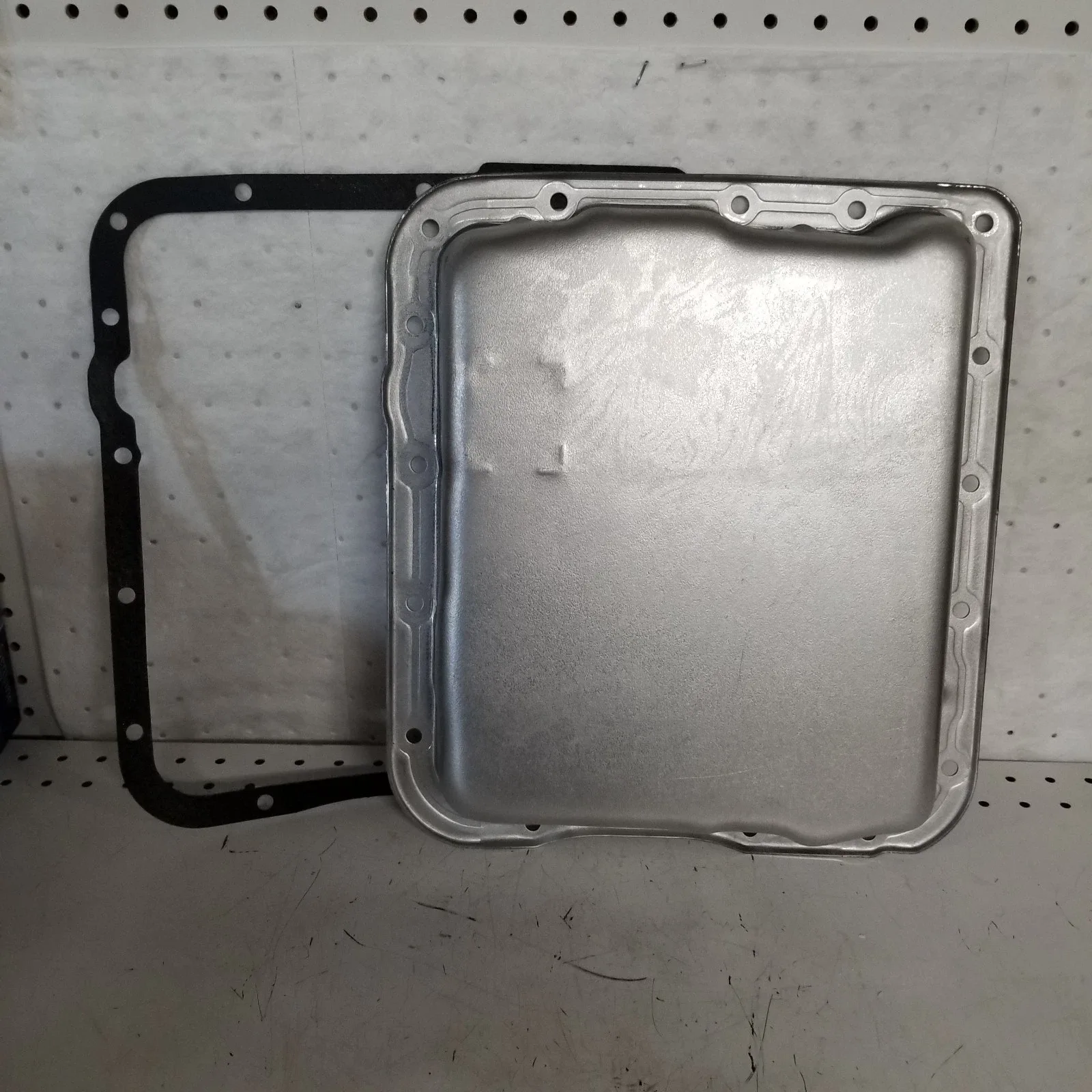 GM  NEW Auto Transmission Oil Pan 4L60E Fits GMC /CHEVROLET 1500 PICKUP image 3