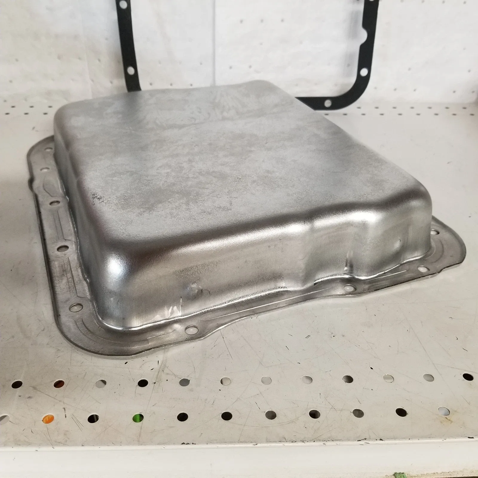 GM  NEW Auto Transmission Oil Pan 4L60E Fits GMC /CHEVROLET 1500 PICKUP image 4