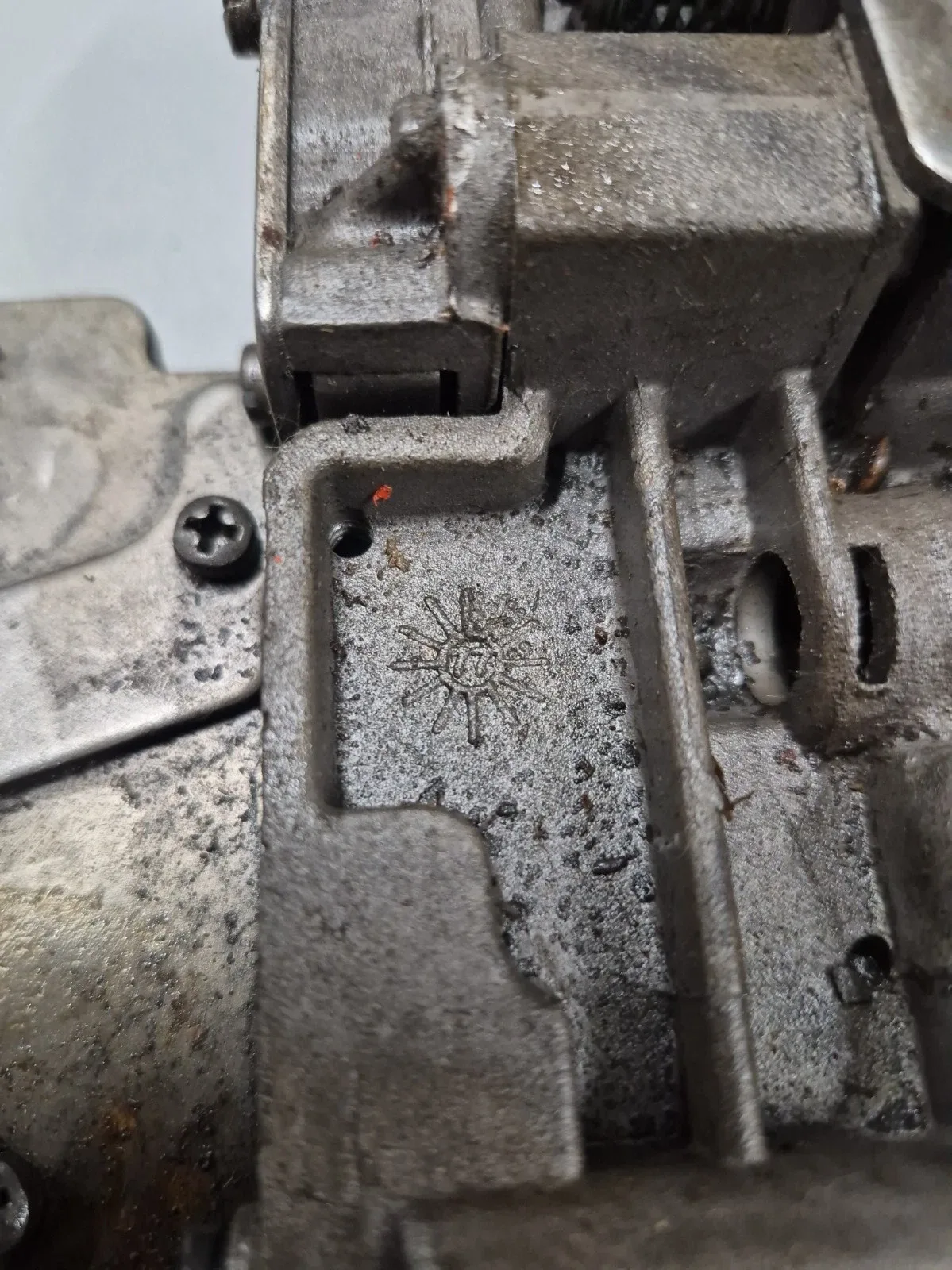 1977 Chrysler TF727 Valve Body MPN 3743155 image 3