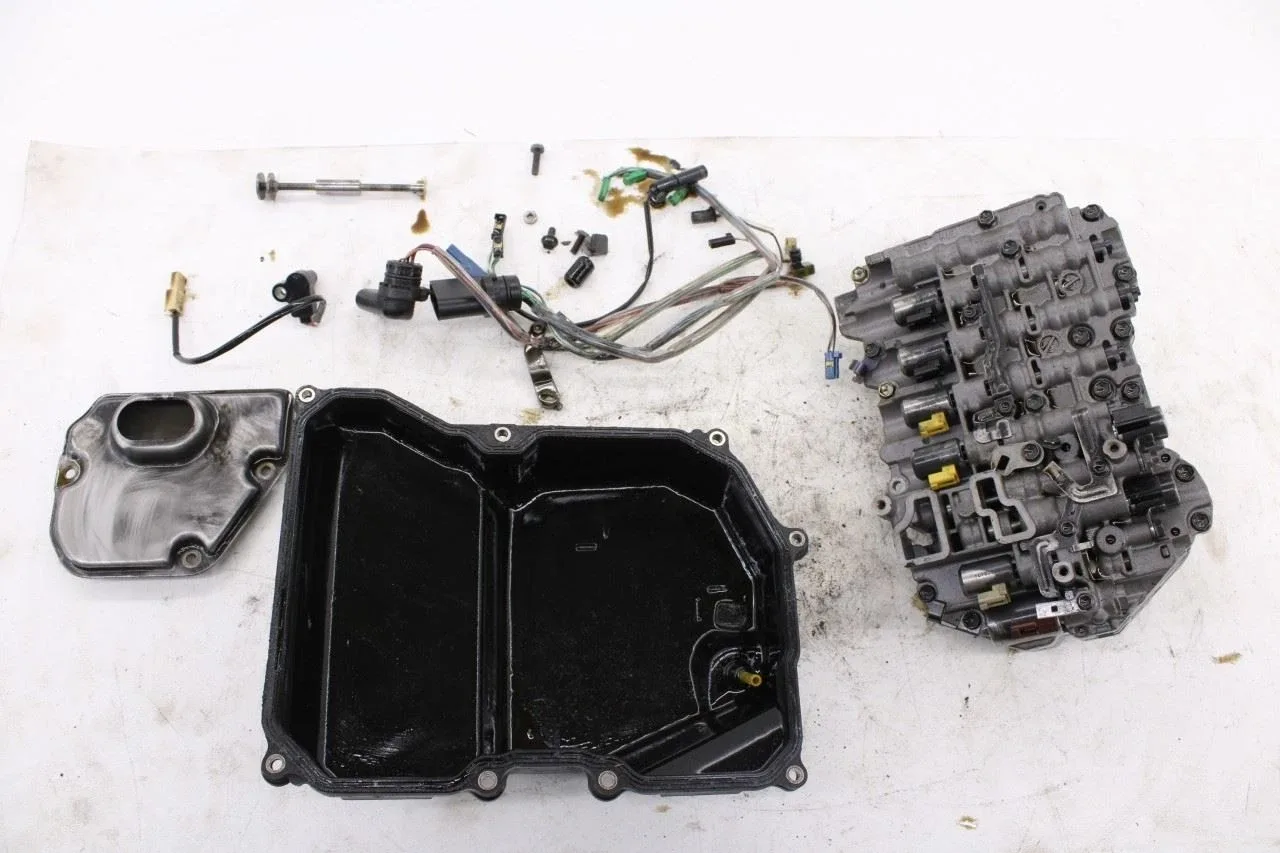2015-2016 MINI Countryman Cooper S Valve Body (6-Spd Auto)