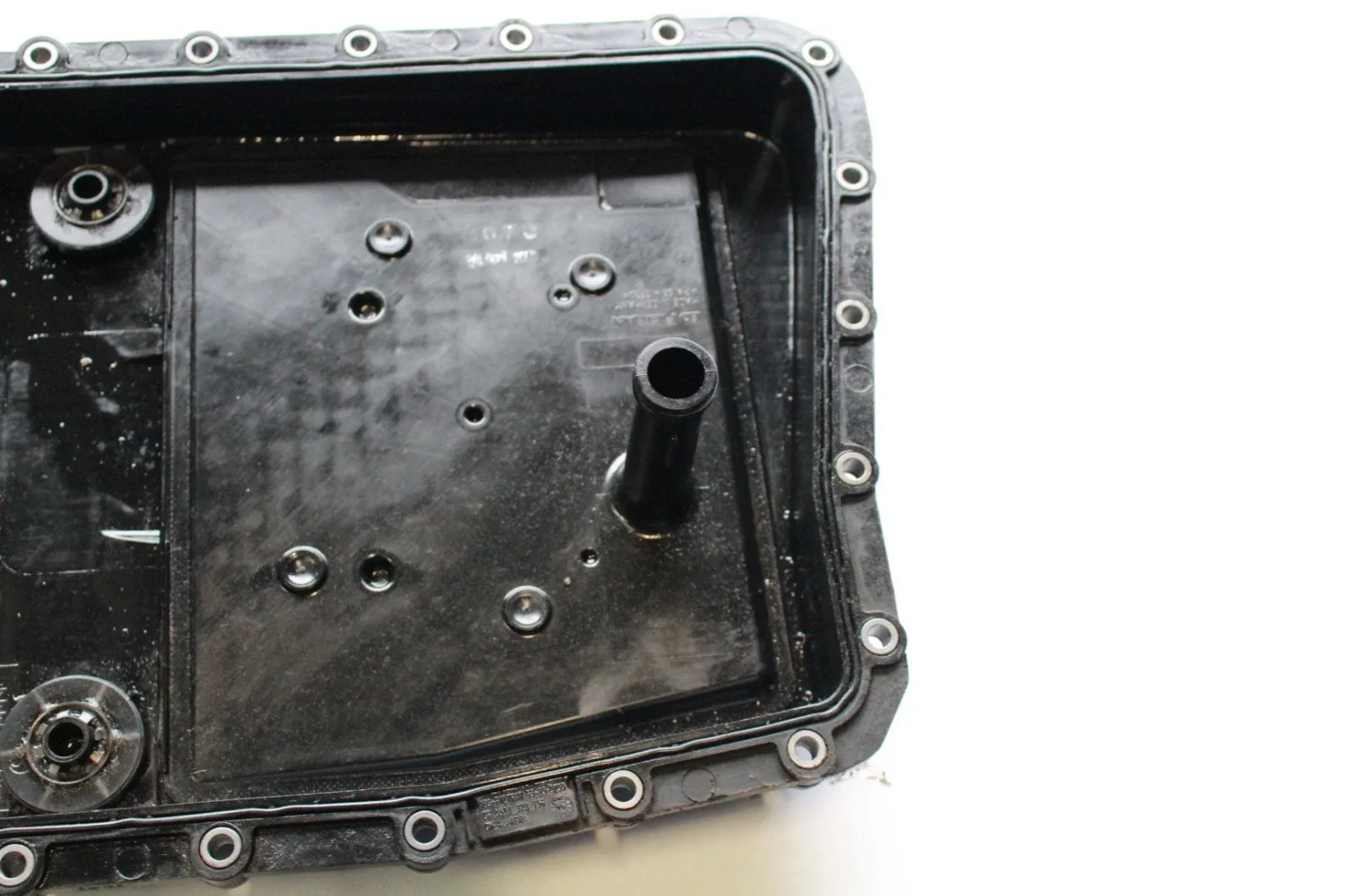 07-10 E90 BMW 335I TURBO AUTOMATIC TRANSMISSION OIL PAN M5188 image 4