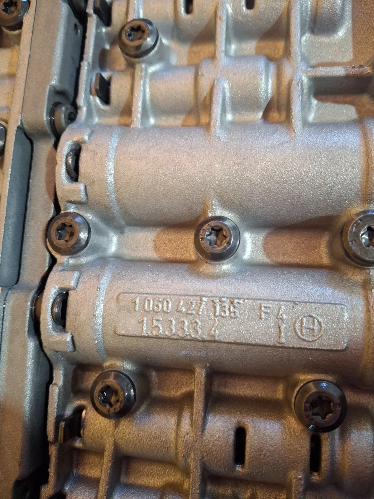 1998 Porsche Boxster (986) Tiptronic Transmission Valve Body 1060-427-135 image 3