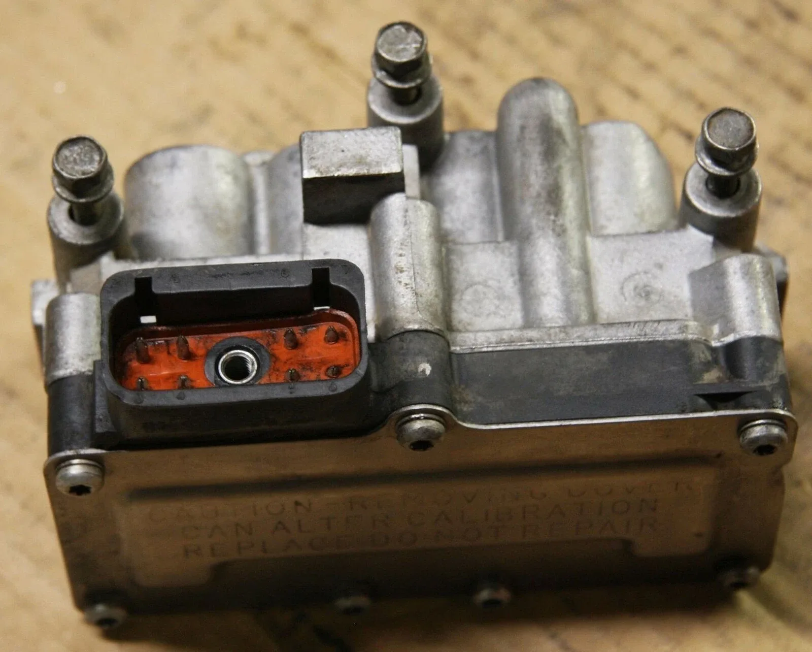 Chrysler 41TE (A604) Valve Body Solenoid Block - Used image 2