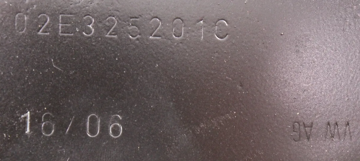 2008 Audi TT DSG Transmission Oil Pan - Part 02E 325 201 C image 3