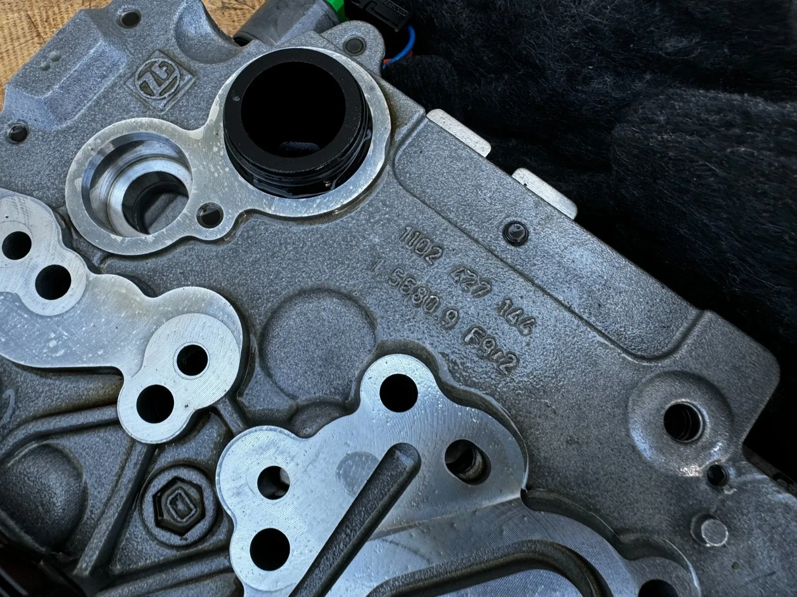 2018-2023 BMW X3/X4 Transmission Valve Body Control Unit B58 M40i OEM image 4