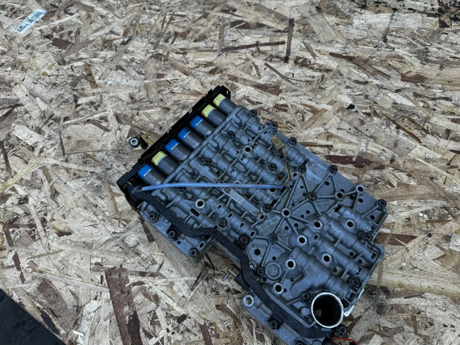 2019-2023 BMW X3/X4 Transmission Valve Body Control Module OEM image 3