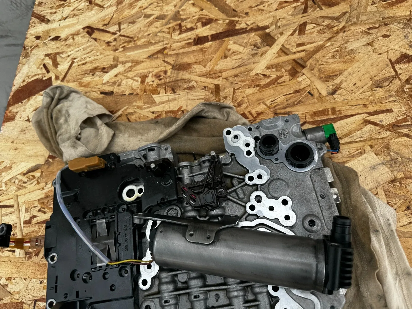 2012-2019 BMW Alpina B6/B7 4.4 Transmission Valve Body (OEM) image 3