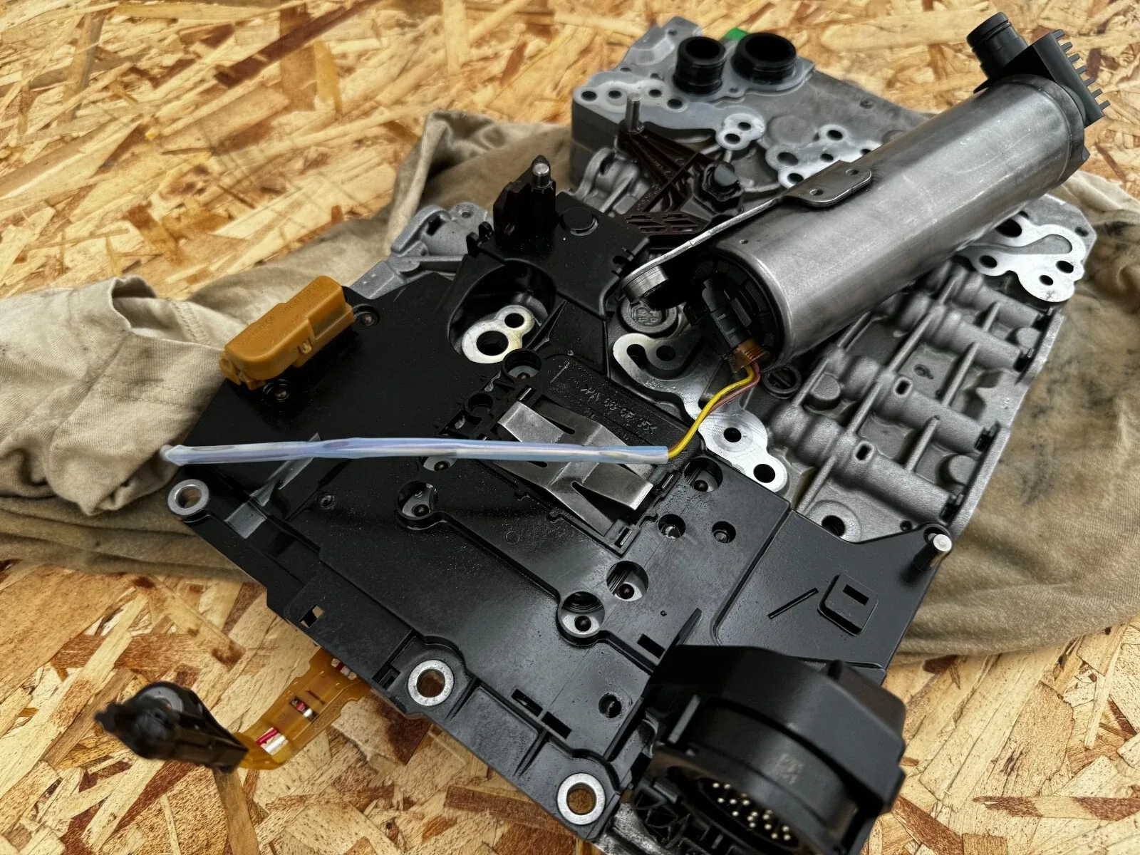 2012-2019 BMW Alpina B6/B7 4.4 Transmission Valve Body (OEM) image 4