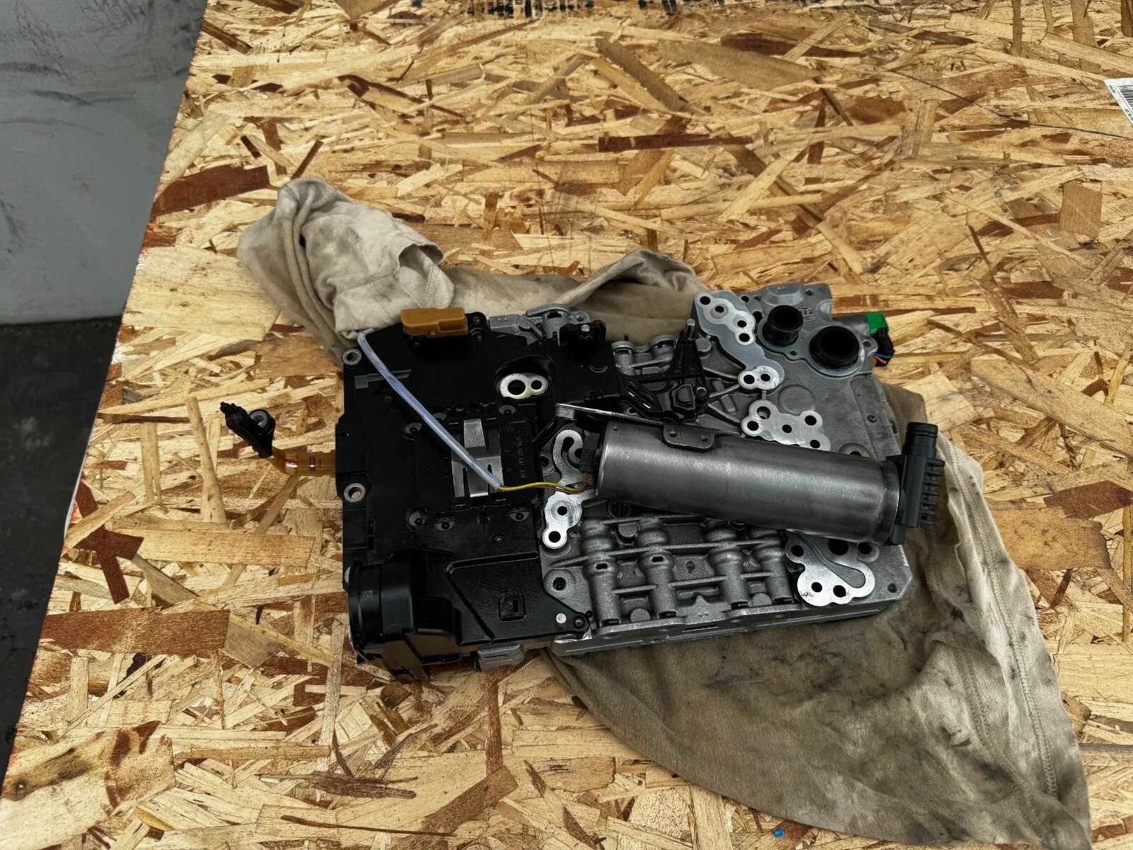 2012-2019 BMW Alpina B6/B7 4.4 Transmission Valve Body (OEM)