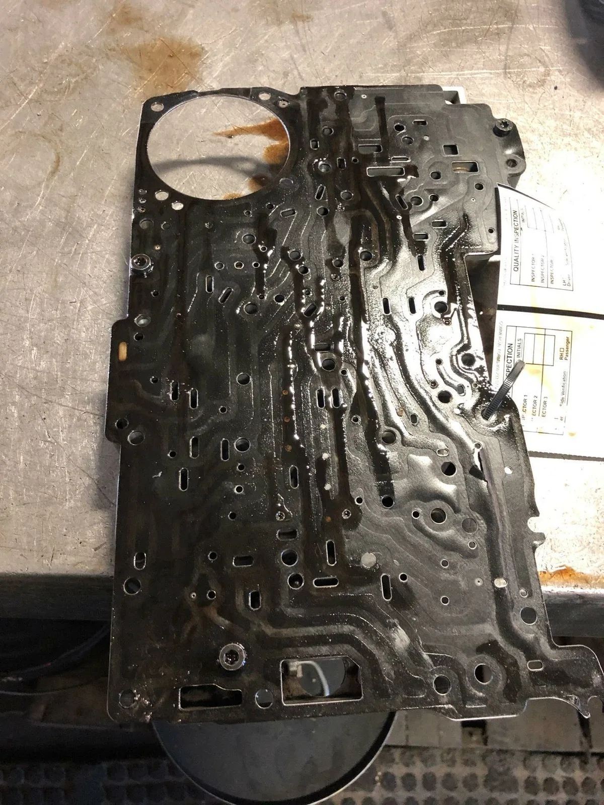 2004 Ford Explorer Transmission Valve Body image 3