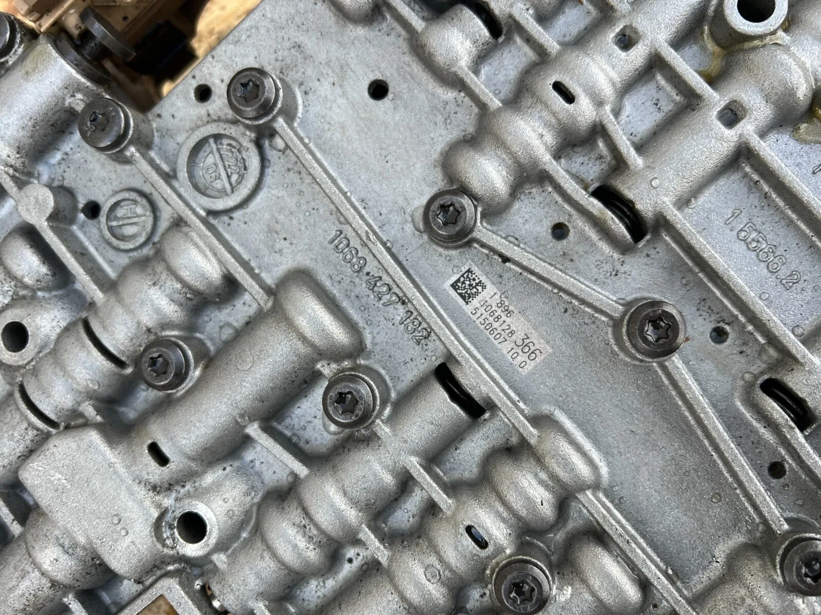 2007-2015 Jaguar XK XKR XF XJ Transmission Valve Body Control Unit image 4