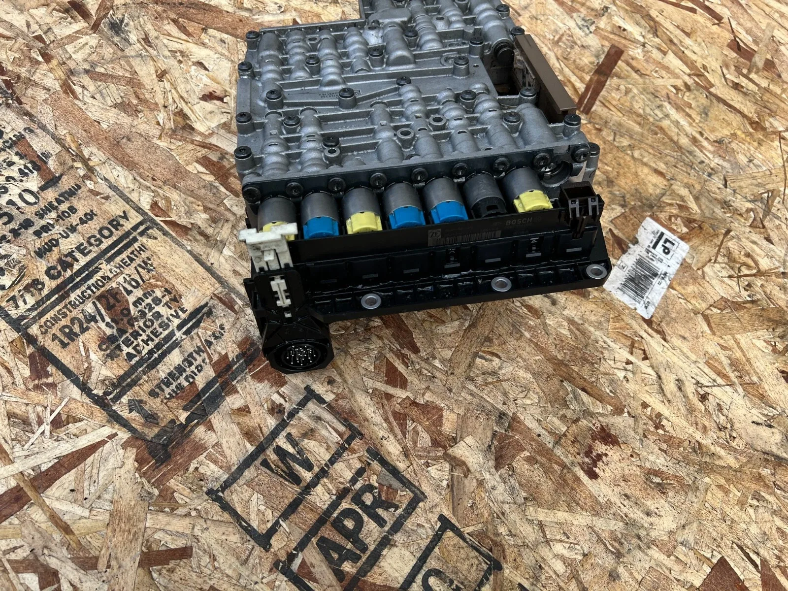 2007-2015 Jaguar XK XKR Transmission Valve Body Control Unit OEM image 2