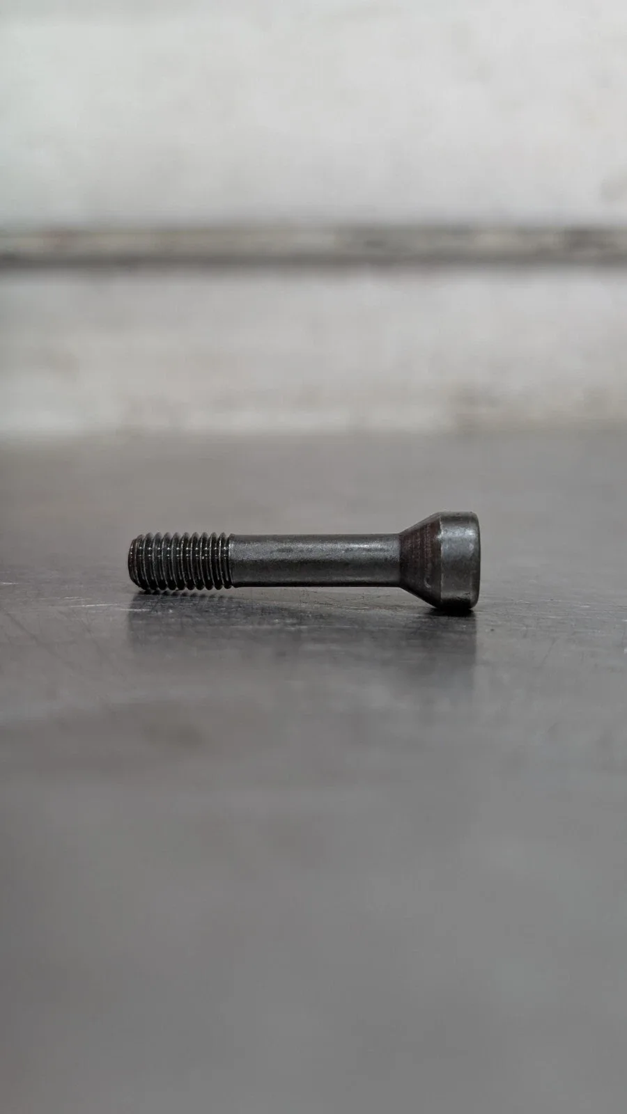 2006 Volkswagen Golf DSG Transmission Axle Shaft Bolt (02E) image 4